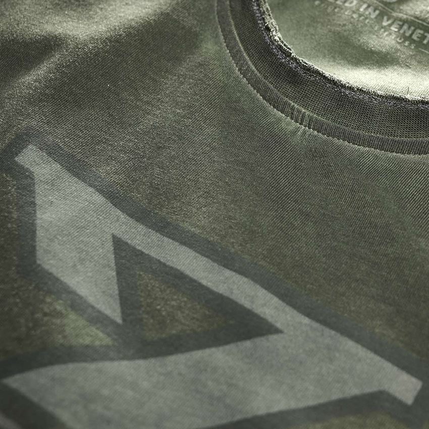 Tuin-/ Land-/ Bosbouw: T-Shirt e.s.motion ten + camouflagegroen vintage 2