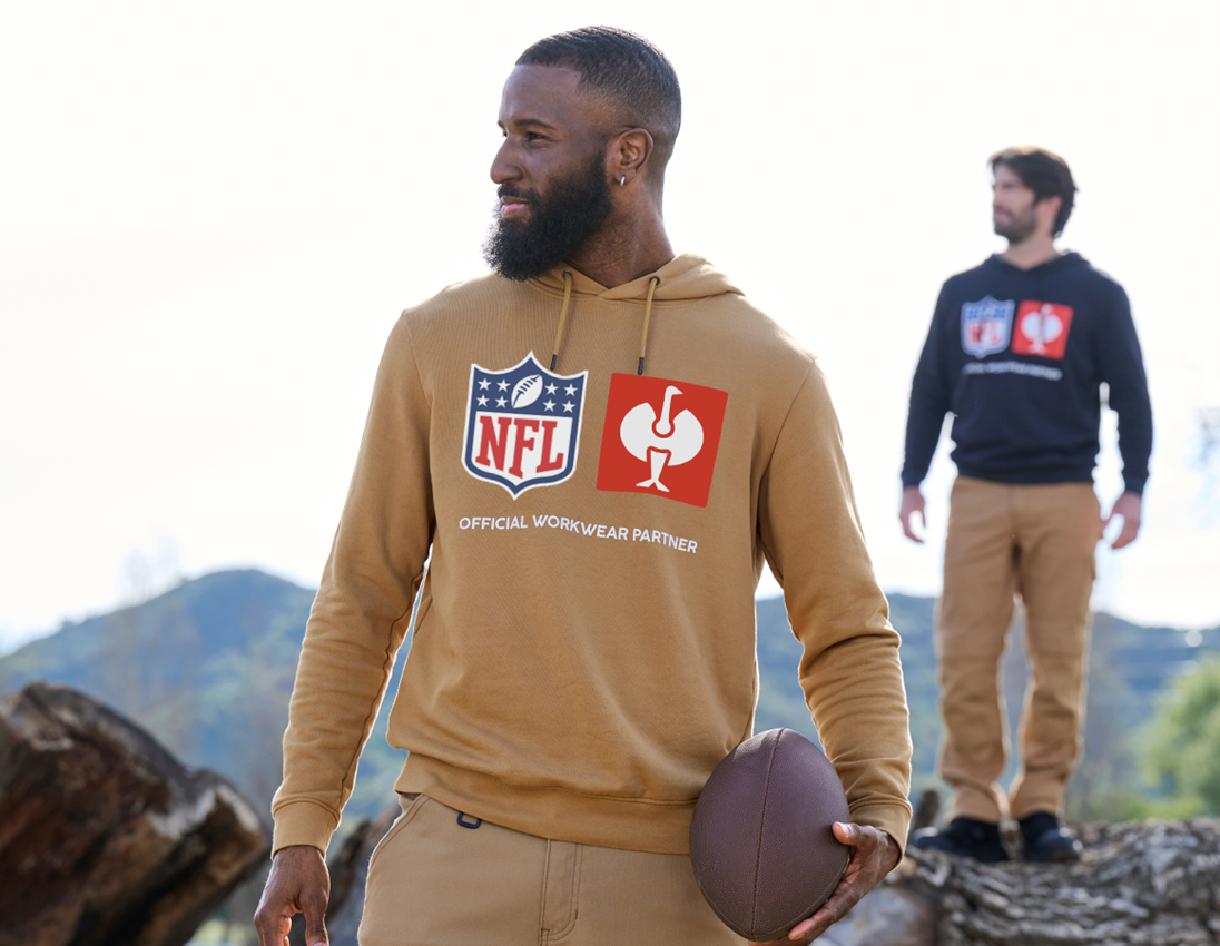 Samenwerkingen: NFL Hoodie cotton + amandelbruin 3