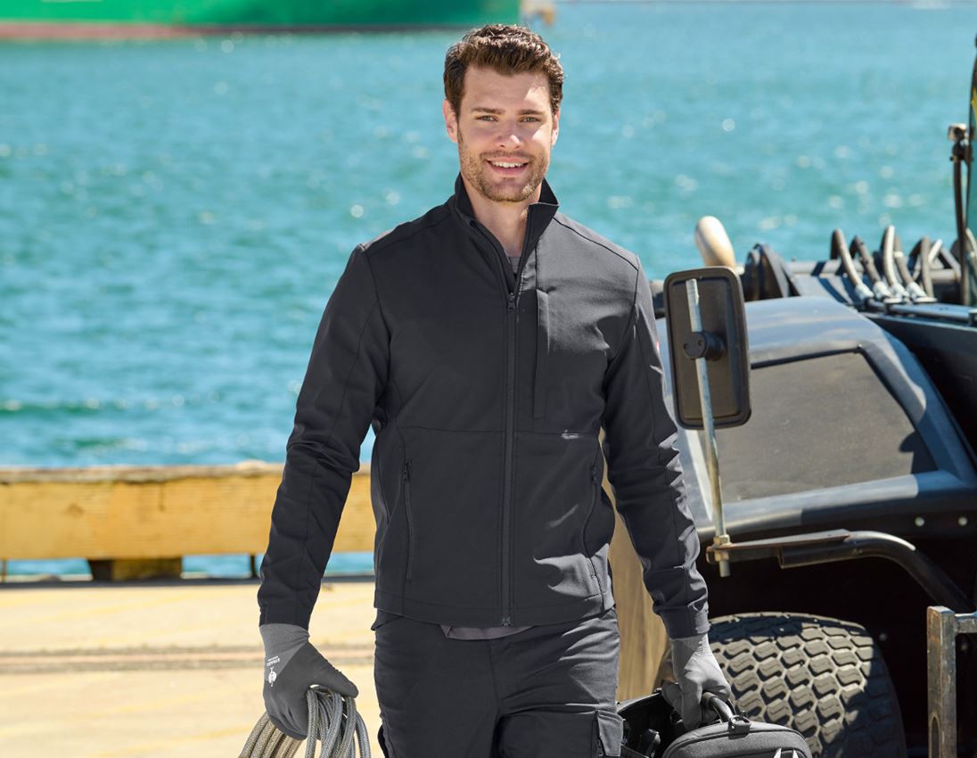 Kleding: Softshelljack e.s.trail pure + zwart